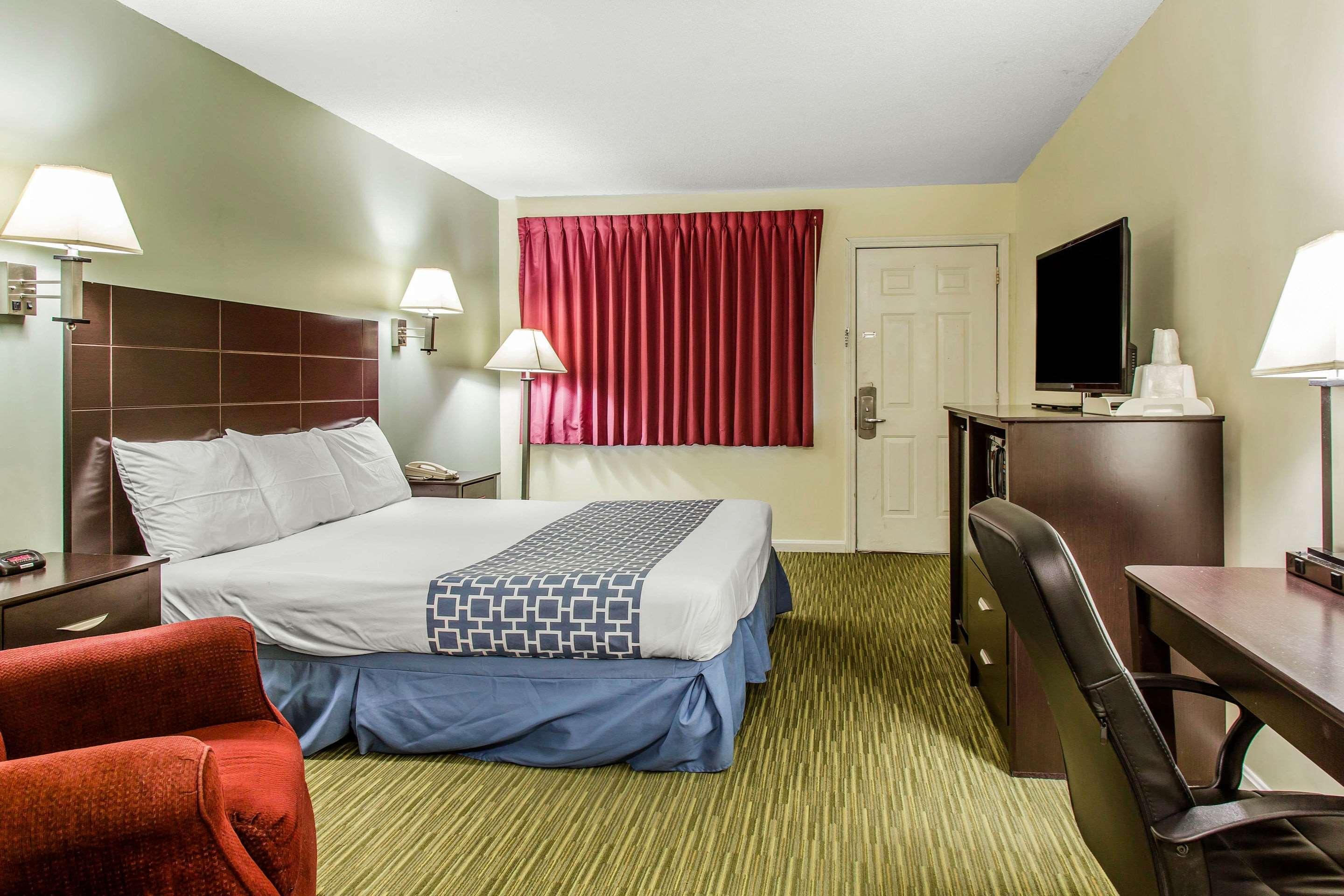 Rodeway Inn Groton Kültér fotó