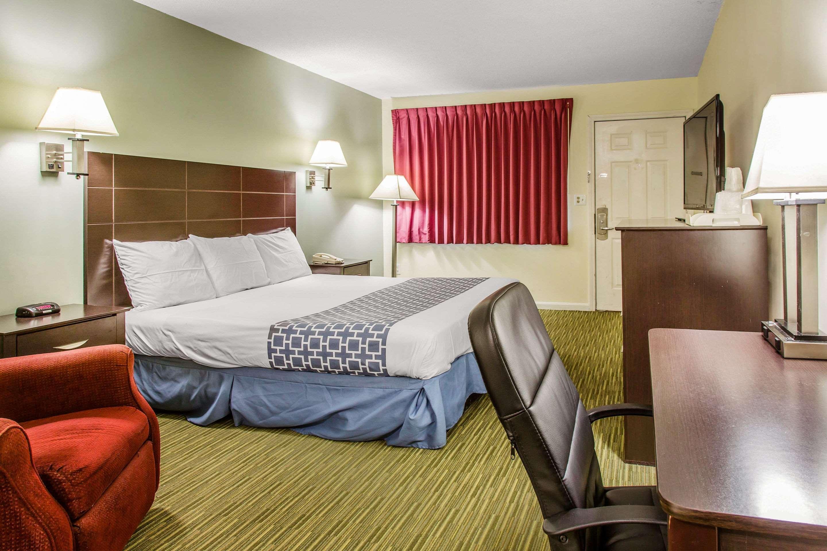 Rodeway Inn Groton Kültér fotó