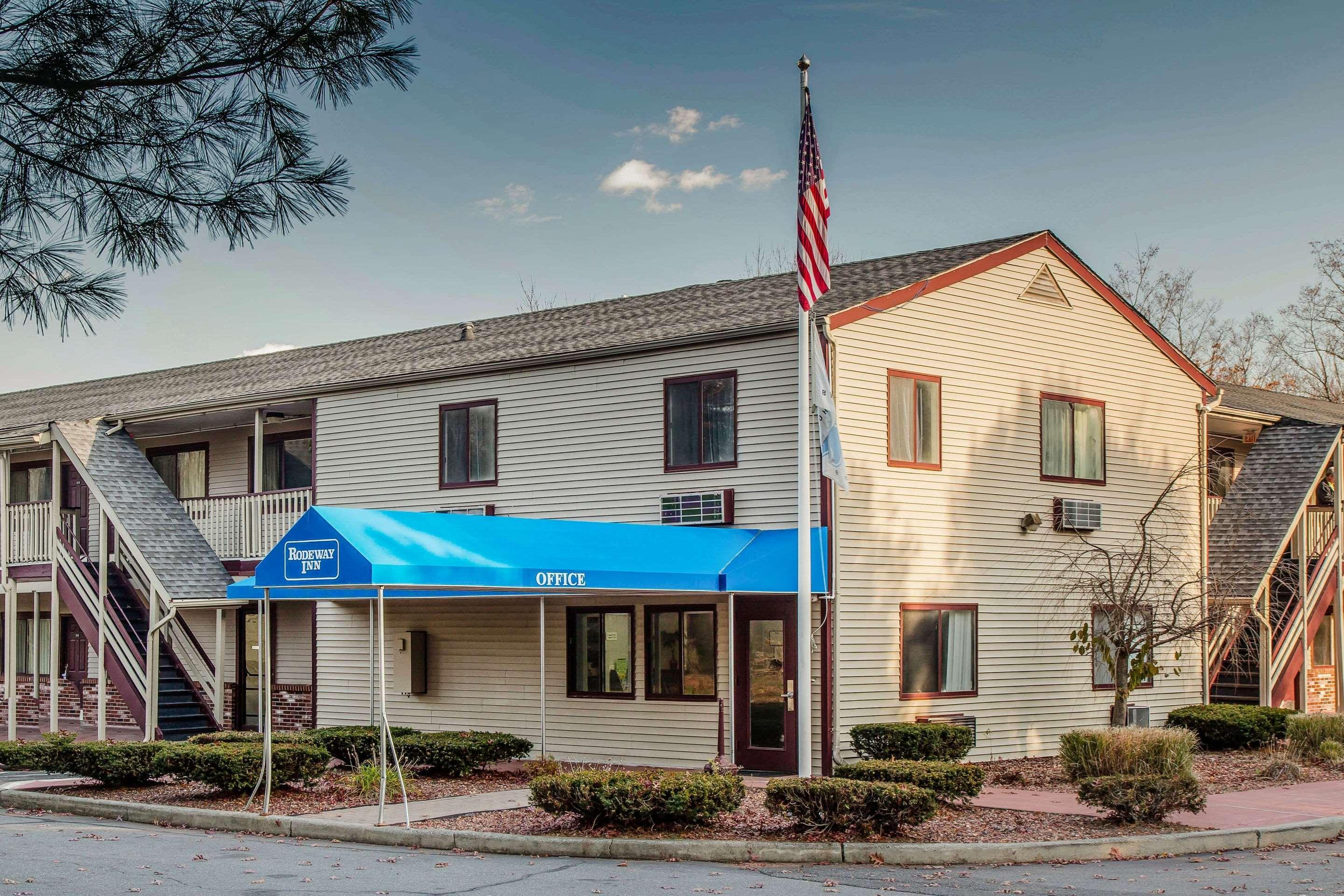 Rodeway Inn Groton Kültér fotó