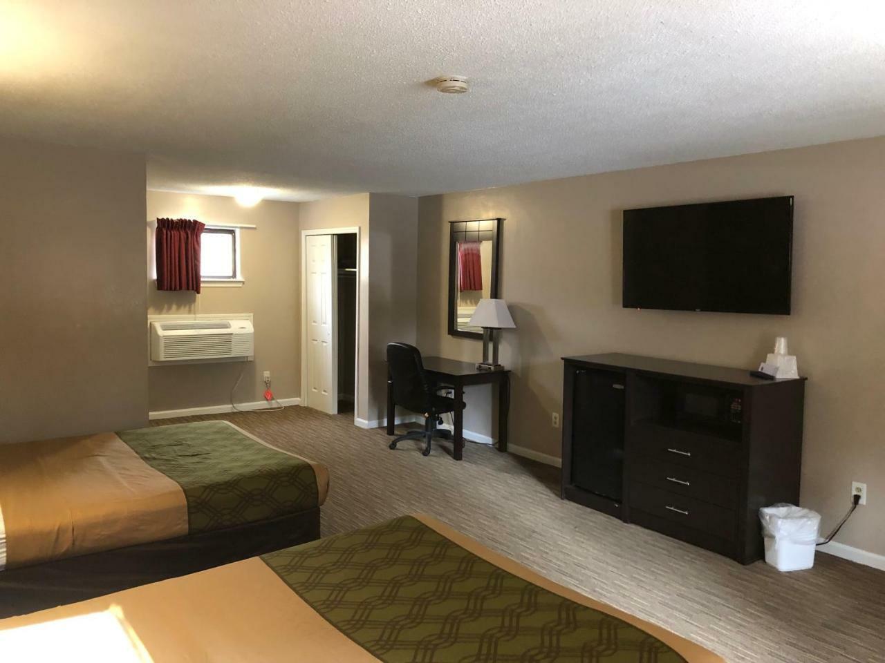 Rodeway Inn Groton Kültér fotó